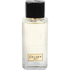 Velvet No 4 by Faisal Aldayel / فيصل الدايل