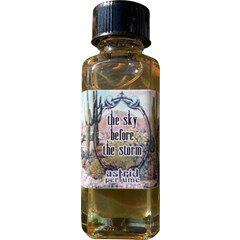 The Sky Before the Storm by Astrid Perfume / Blooddrop