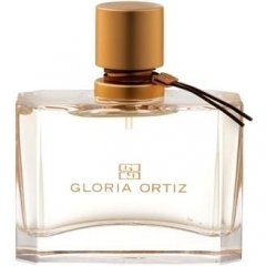 Gloria Ortiz by Gloria Ortiz