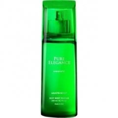 Pure Elegance - Emerald by Agustín Reyes