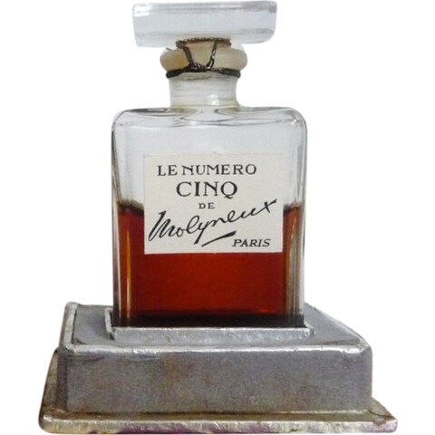 Le Numéro Cinq / Le Parfum Connu (Extrait) by Molyneux